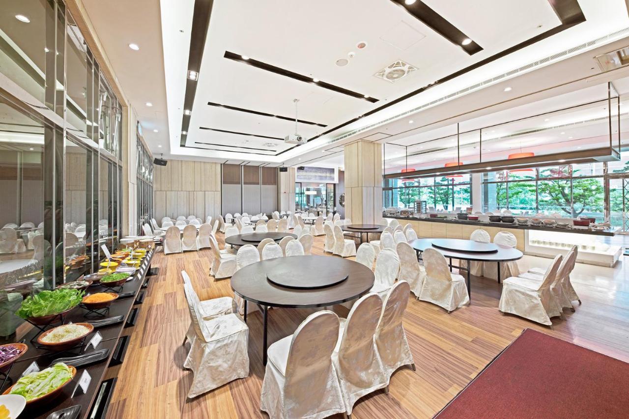Naruwan Galaxy Hotel T'ai-tung Esterno foto